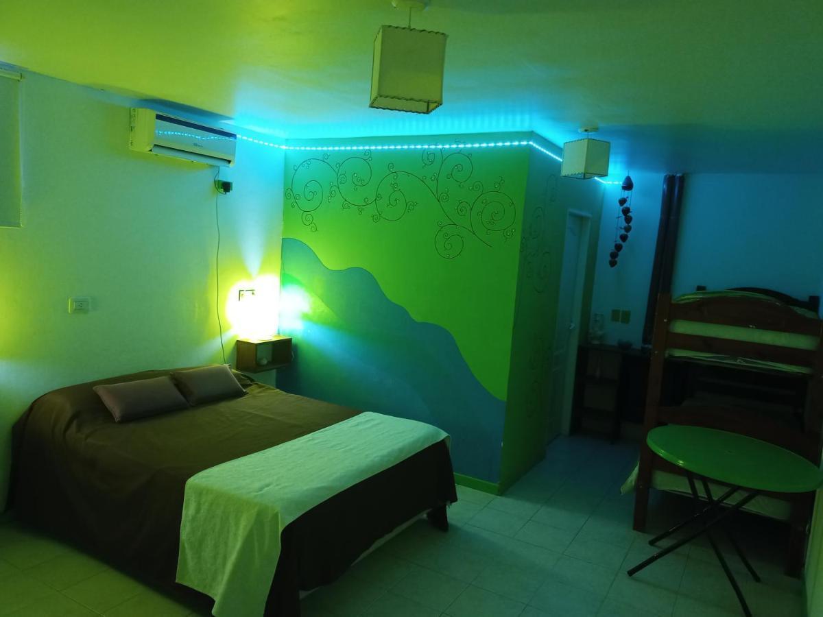 Hotel Complejo Aloha Puerto Pirámides Esterno foto
